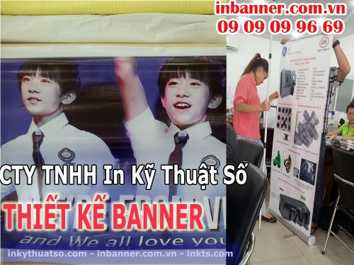 Khách hàng thảo luận thiết kế banner tại Cty TNHH In Kỹ Thuật Số - Digital Printing